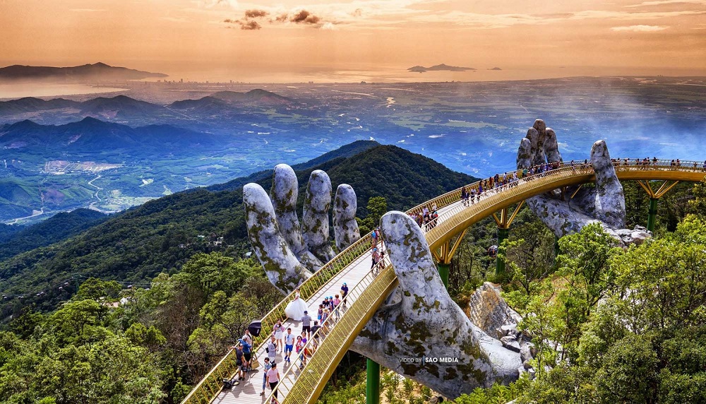 describe-a-beautiful-place-you-have-visited-in-your-country-ba-na-hills