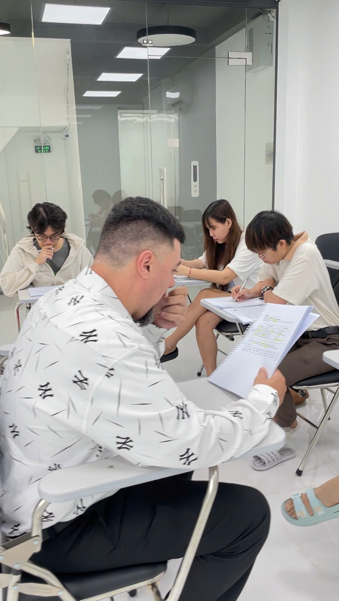 đánh giá của Huỳnh Thị Bé Trúc