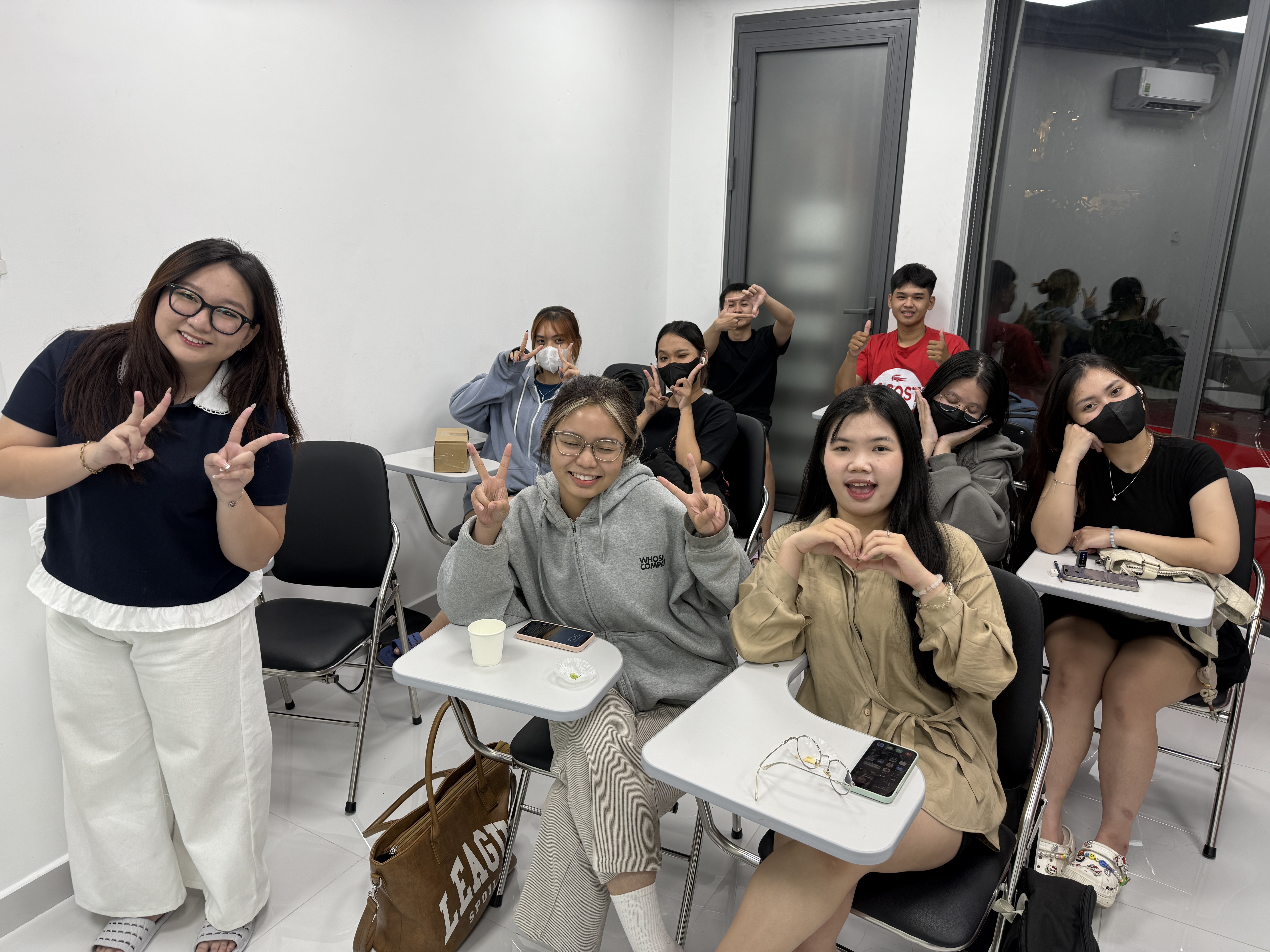 đánh giá của Trần Thị Hồng Trinh